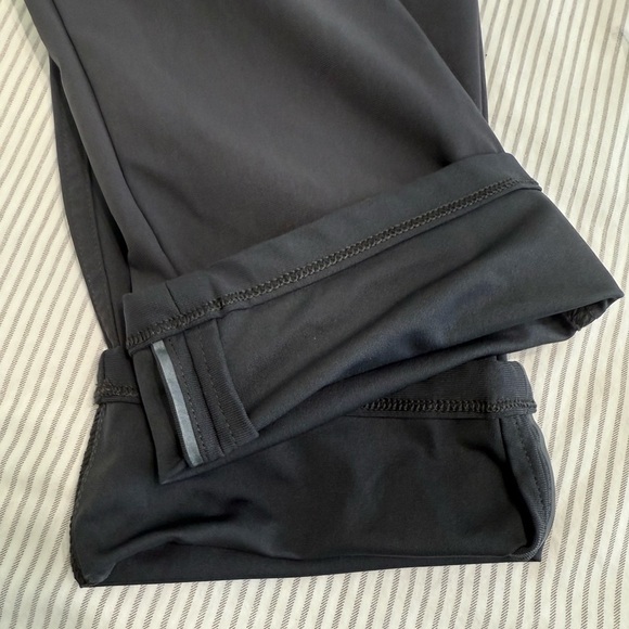 Lululemon ABC Warpstreme Classic Fit - Picture 8 of 8